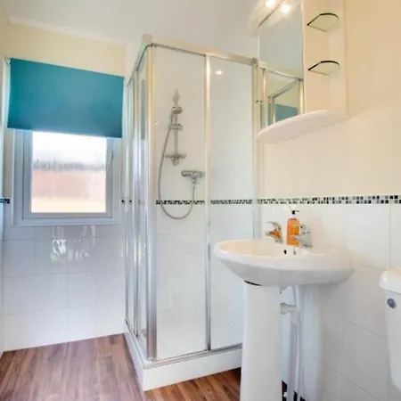Stunning 3-Bed Hot Tub Lodge Northumberland Felton  Exterior photo