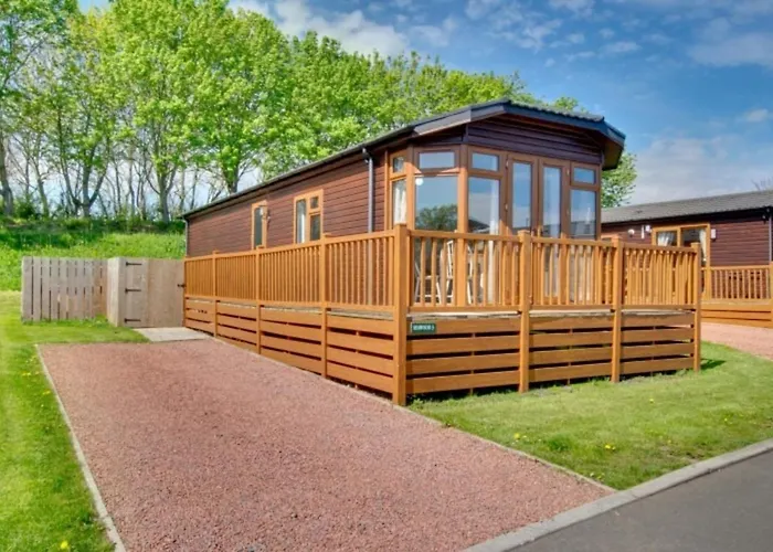 Stunning 3-Bed Hot Tub Lodge Northumberland